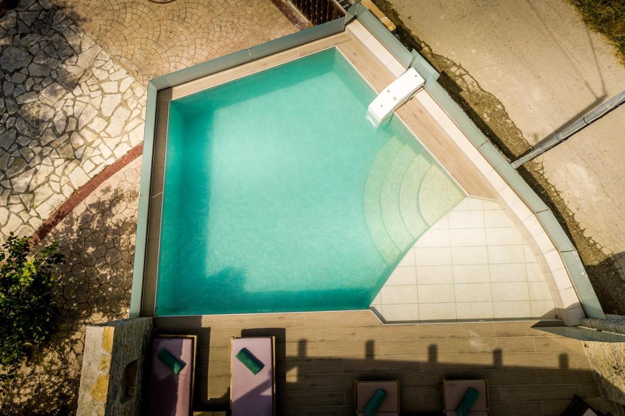 Villa Diamante Amoudi Exteriér fotografie